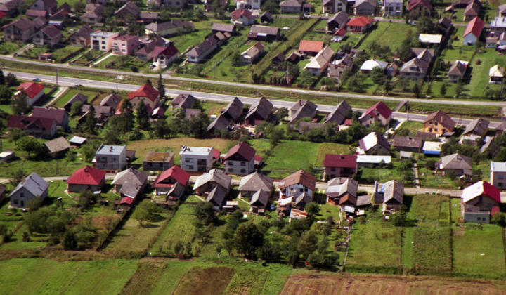 9. fotografia fotogalérie Letecké zábery obce 2006