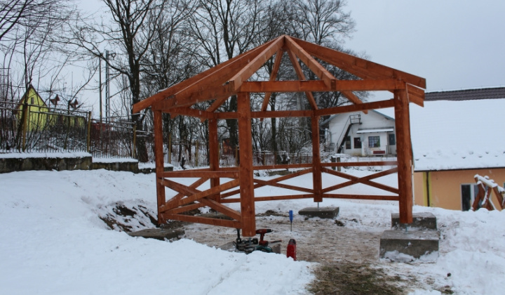 1. fotografia fotogalérie Pomoc z EÚ 2014 - 2020 / Budovanie vstupných prvkov drobnej infraštruktúry - foto