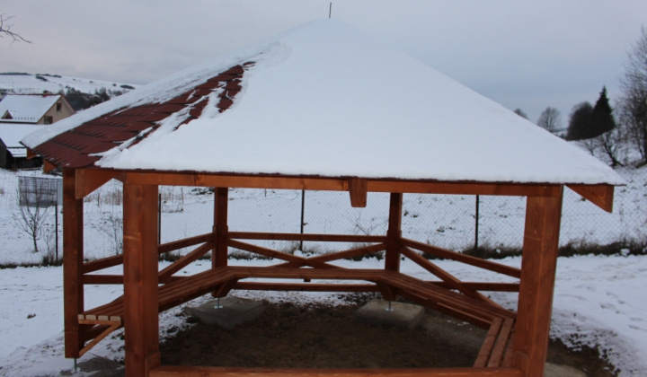 10. fotografia fotogalérie Pomoc z EÚ 2014 - 2020 / Budovanie vstupných prvkov drobnej infraštruktúry - foto