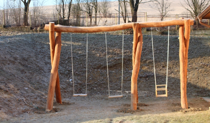 27. fotografia fotogalérie Pomoc z EÚ 2014 - 2020 / Budovanie vstupných prvkov drobnej infraštruktúry - foto