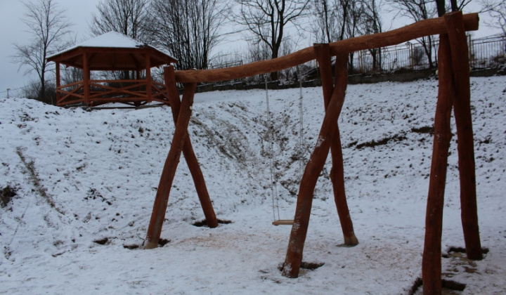 40. fotografia fotogalérie Pomoc z EÚ 2014 - 2020 / Budovanie vstupných prvkov drobnej infraštruktúry - foto