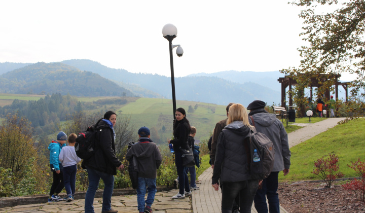 3. fotografia fotogalérie Pomoc z EÚ 2014 - 2020 / Stretnutie rodín z Ľubotína a Muszyny na Kurčíne - foto