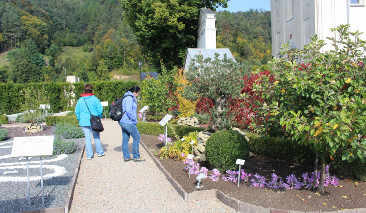 13. fotografia fotogalérie Pomoc z EÚ 2014 - 2020 / Stretnutie rodín z Ľubotína a Muszyny na Kurčíne - foto