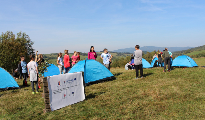 36. fotografia fotogalérie Pomoc z EÚ 2014 - 2020 / Stretnutie rodín z Ľubotína a Muszyny na Kurčíne - foto
