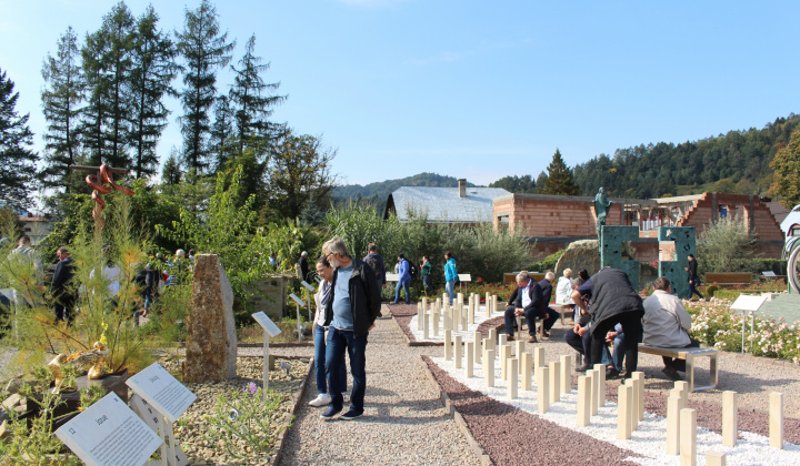 38. fotografia fotogalérie Pomoc z EÚ 2014 - 2020 / Stretnutie rodín z Ľubotína a Muszyny na Kurčíne - foto