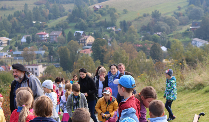 56. fotografia fotogalérie Pomoc z EÚ 2014 - 2020 / Stretnutie rodín z Ľubotína a Muszyny na Kurčíne - foto