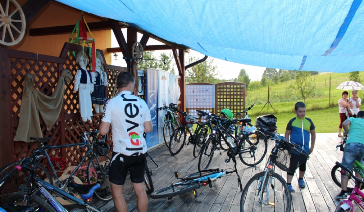 17. fotografia fotogalérie Pomoc z EÚ 2014 - 2020 / Cykloturistický prejazd okolo rieky Poprad - foto